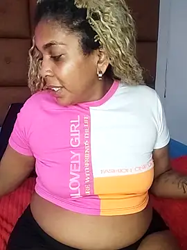 ELLA KELLY online show from October 3, 2025, 10:56 am