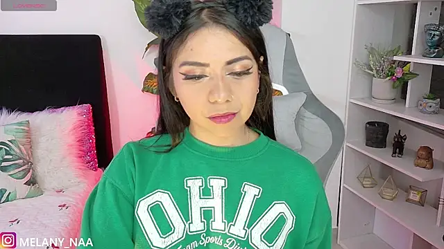 melany naa online show from November 19, 2025, 1:05 am