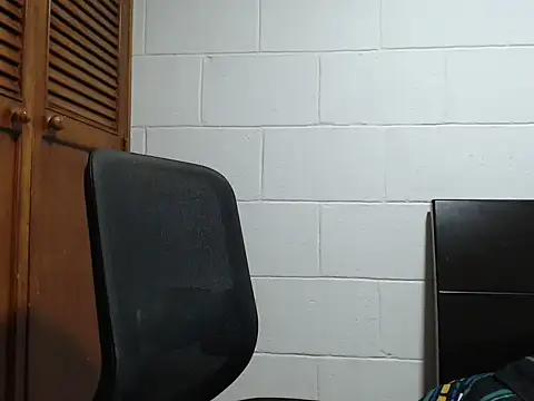 dimitriquiet05 online show from February 1, 2026, 5:50 am