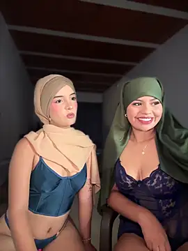 lalilamassu1 online show from November 15, 2025, 10:26 pm