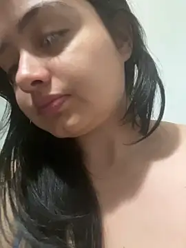 Stephania 18 online show from February 17, 2025, 4:59 pm