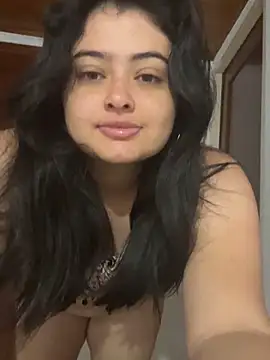 Stephania 18 online show from September 27, 2025, 2:55 pm