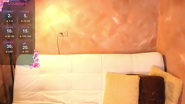 Snapshot of Atenea_Makri chatting on December 18, 2024, 2:17 pm Atenea Makri online show from December 18, 2024, 2:17 pm