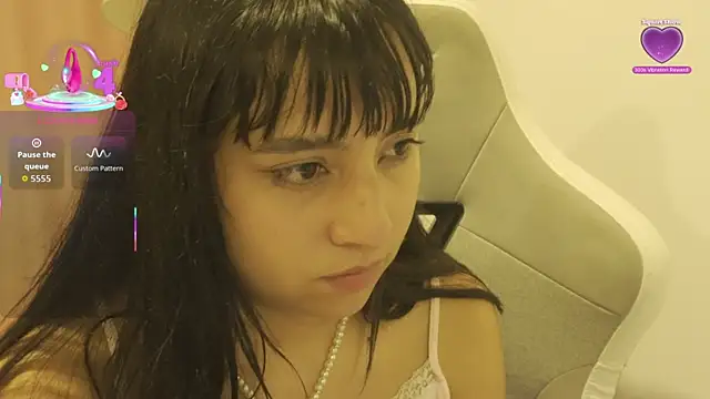 Snapshot of emitaa17228o chatting on May 30, 2026, 1:46 am emitaa17228o online show from May 30, 2026, 1:46 am