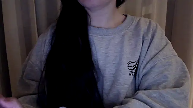 Sandysecret online show from March 17, 2025, 8:30 pm