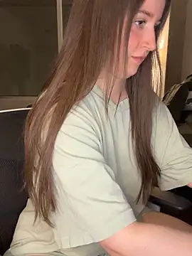 nerdynina online show from February 20, 2026, 1:13 am