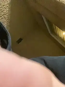 valleyoneofakind online show from December 28, 2024, 2:01 am