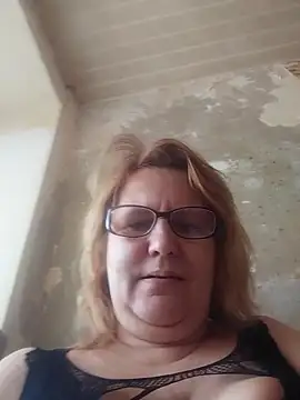 Forest-Lady online show from March 4, 2026, 8:53 am