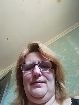 Forest-Lady online show from March 15, 2026, 10:32 am