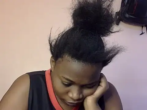 Horny-pretty online show from February 20, 2025, 12:36 pm