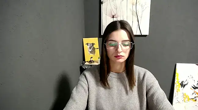 lady olivia  online show from December 6, 2024, 1:55 pm