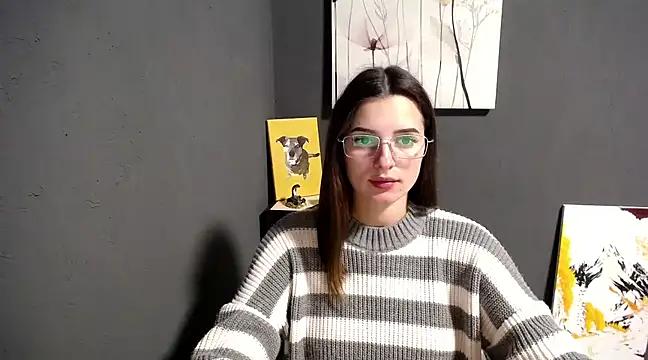 lady olivia  online show from February 25, 2025, 2:22 pm