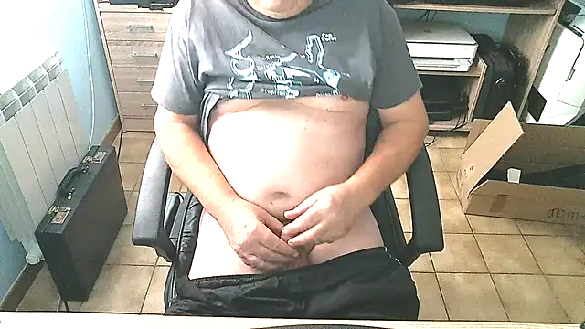 urick10500 online show from November 14, 2025, 12:59 pm