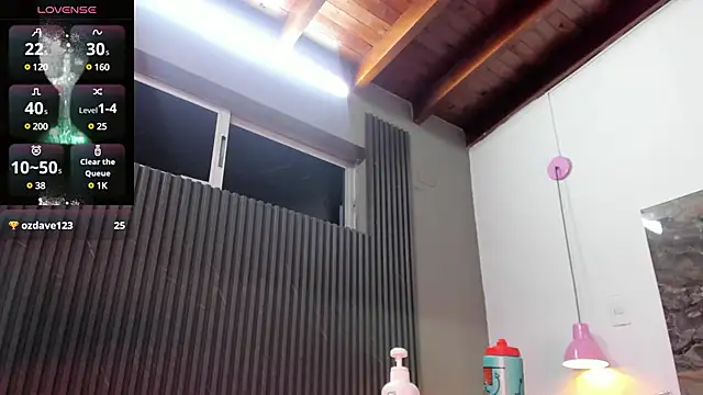 Alisson zambrano online show from March 19, 2025, 11:03 pm