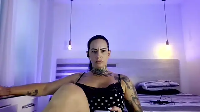 YasmimBrasil online show from January 17, 2026, 9:36 am