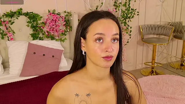 Lolly Neal online show from September 17, 2025, 4:58 am