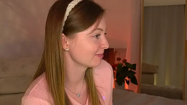  elisa omm  online show from November 20, 2025, 11:21 am