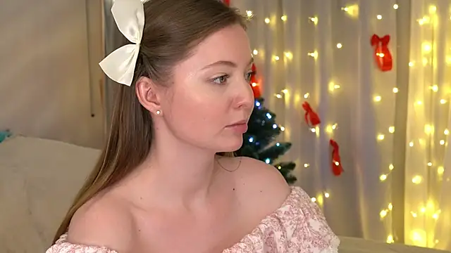  elisa omm  online show from December 21, 2025, 10:55 am