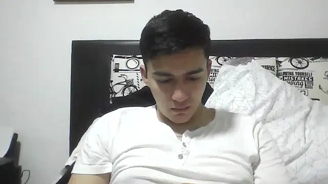 Estebitan vm online show from February 15, 2026, 5:37 am