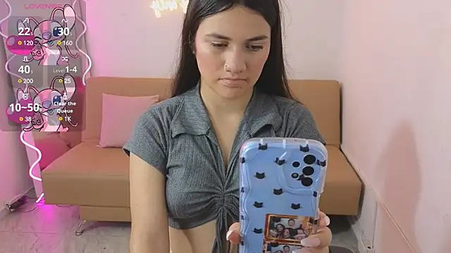 Chiara tay online show from March 7, 2025, 3:40 am