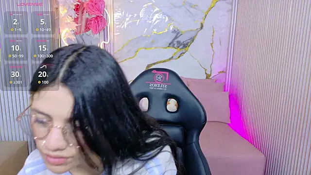 Chiara tay online show from May 26, 2026, 7:10 pm