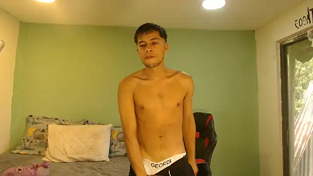 danielitopapuu online show from April 29, 2026, 8:15 pm