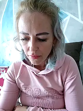 Snapshot of blonda-sexy chatting on March 16, 2025, 9:27 am blonda-sexy online show from March 16, 2025, 9:27 am