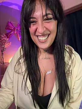 Snapshot of CarolaDrago chatting on February 23, 2026, 11:07 am CarolaDrago online show from February 23, 2026, 11:07 am