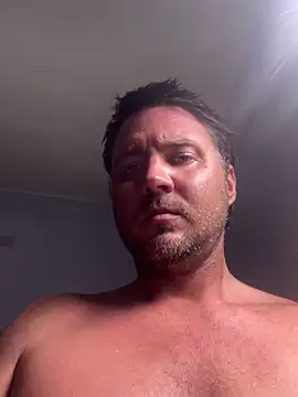 Brando2585 online show from April 15, 2026, 2:18 am