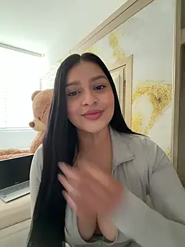 Snapshot of sarasoto_1 chatting on February 27, 2026, 2:06 pm sarasoto 1 online show from February 27, 2026, 2:06 pm