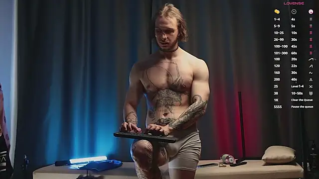 pleasure8869 online show from February 27, 2025, 12:23 pm