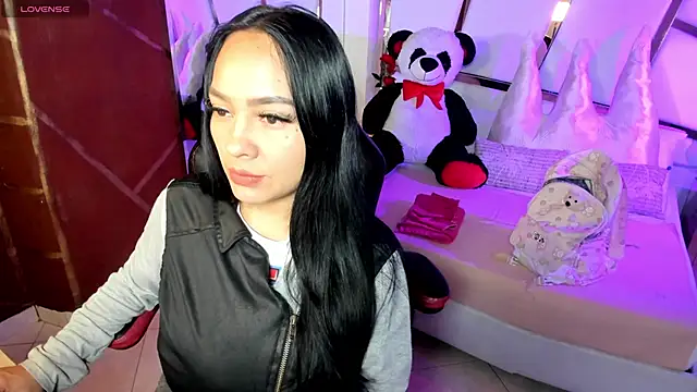 Snapshot of ginebra_ness chatting on January 9, 2025, 1:02 pm ginebra ness online show from January 9, 2025, 1:02 pm