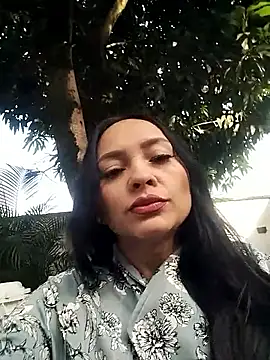 Snapshot of ginebra_ness chatting on October 15, 2025, 12:16 pm ginebra ness online show from October 15, 2025, 12:16 pm
