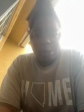 JCCaramelbarbie1 online show from September 18, 2025, 1:13 pm