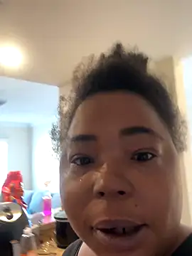 JCCaramelbarbie1 online show from November 10, 2025, 1:10 pm