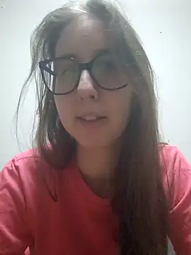 Snapshot of Sarah459 chatting on October 17, 2025, 9:50 pm Sarah459 online show from October 17, 2025, 9:50 pm