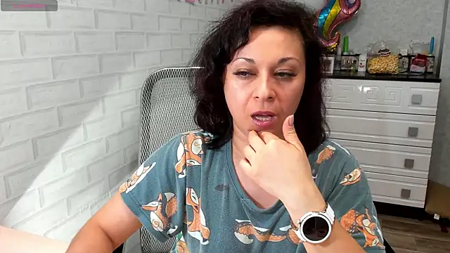 TeasyLana online show from March 13, 2026, 8:48 pm