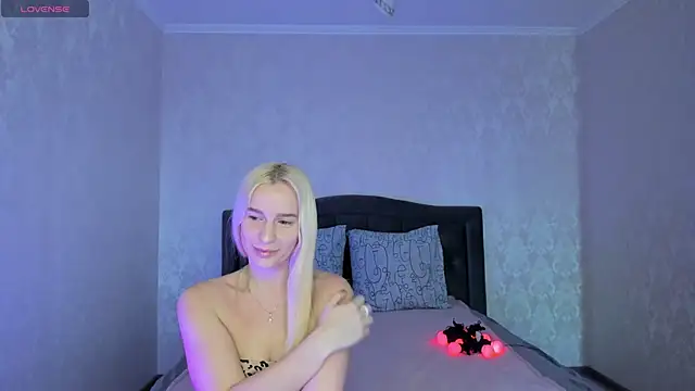 Amanda054 online show from January 27, 2025, 8:18 am