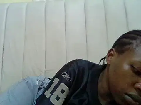 Snapshot of Queen_loveer chatting on March 14, 2025, 4:40 pm Queen loveer online show from March 14, 2025, 4:40 pm