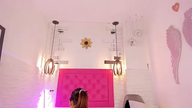 Snapshot of mia_six66 chatting on March 14, 2025, 11:12 am mia six66 online show from March 14, 2025, 11:12 am