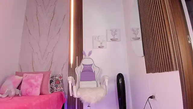 Snapshot of mia_six66 chatting on September 25, 2025, 11:03 am mia six66 online show from September 25, 2025, 11:03 am