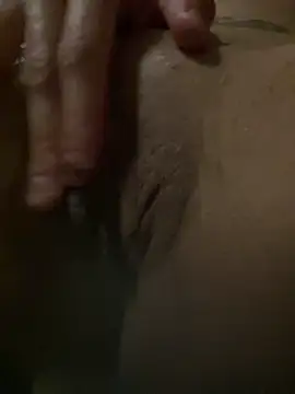 myloveforyouu online show from March 7, 2026, 3:47 am