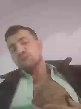 Snapshot of lallantoplonda chatting on February 5, 2026, 3:11 am lallantoplonda online show from February 5, 2026, 3:11 am