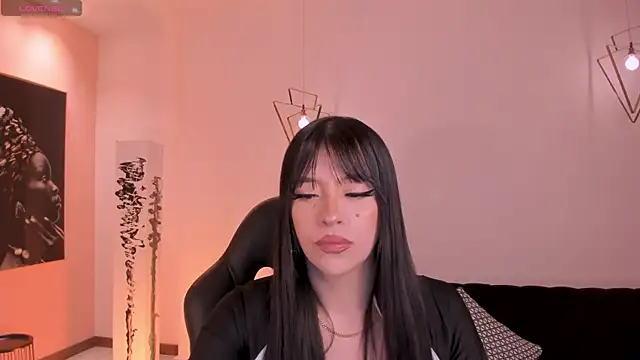 Snapshot of ValeriaRiveraX chatting on October 4, 2025, 3:59 am ValeriaRiveraX online show from October 4, 2025, 3:59 am