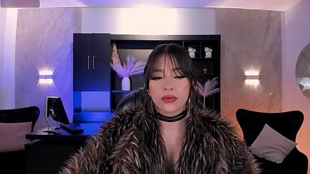 ValeriaRiveraX online show from November 21, 2025, 4:00 am