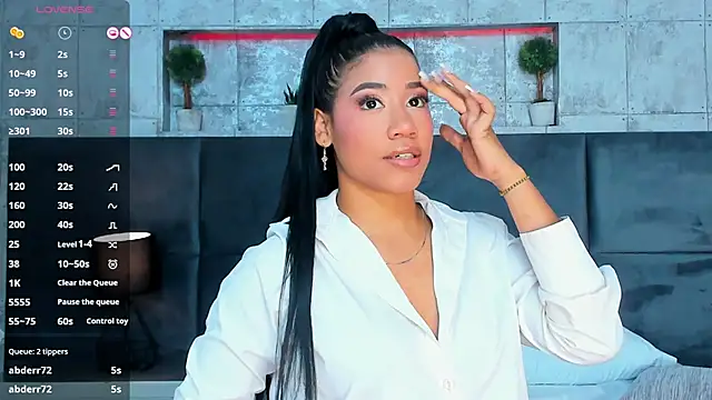 Snapshot of Salome_Diaz_ chatting on February 18, 2025, 10:36 pm Salome Diaz  online show from February 18, 2025, 10:36 pm