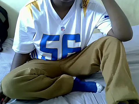 prettylacey3 online show from April 9, 2026, 4:34 pm