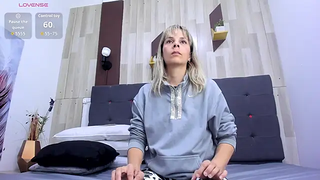 Anastasiapriest online show from April 4, 2026, 11:29 am