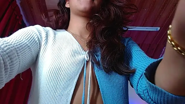 Snapshot of PoisonIvy15_ chatting on January 8, 2025, 2:35 am PoisonIvy15 online show from January 8, 2025, 2:35 am