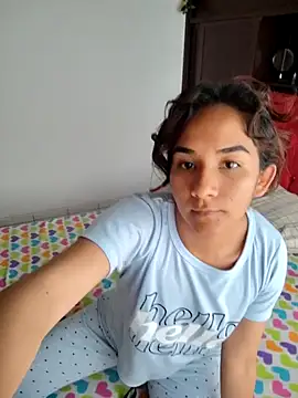 Snapshot of PoisonIvy15_ chatting on February 20, 2025, 4:57 pm PoisonIvy15 online show from February 20, 2025, 4:57 pm